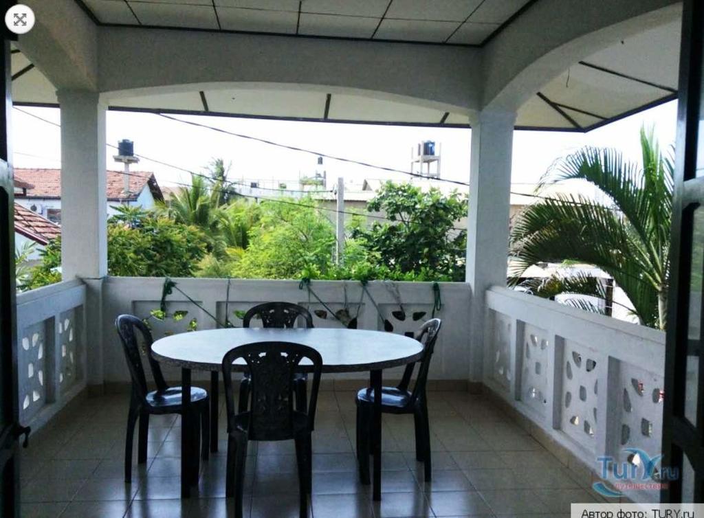 Sea Drift Hotel Negombo Esterno foto